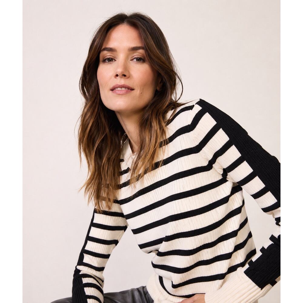 Evereve Harlow Ivory Black Stripe Sweater Faux Suede Panel Sleeve Size Small